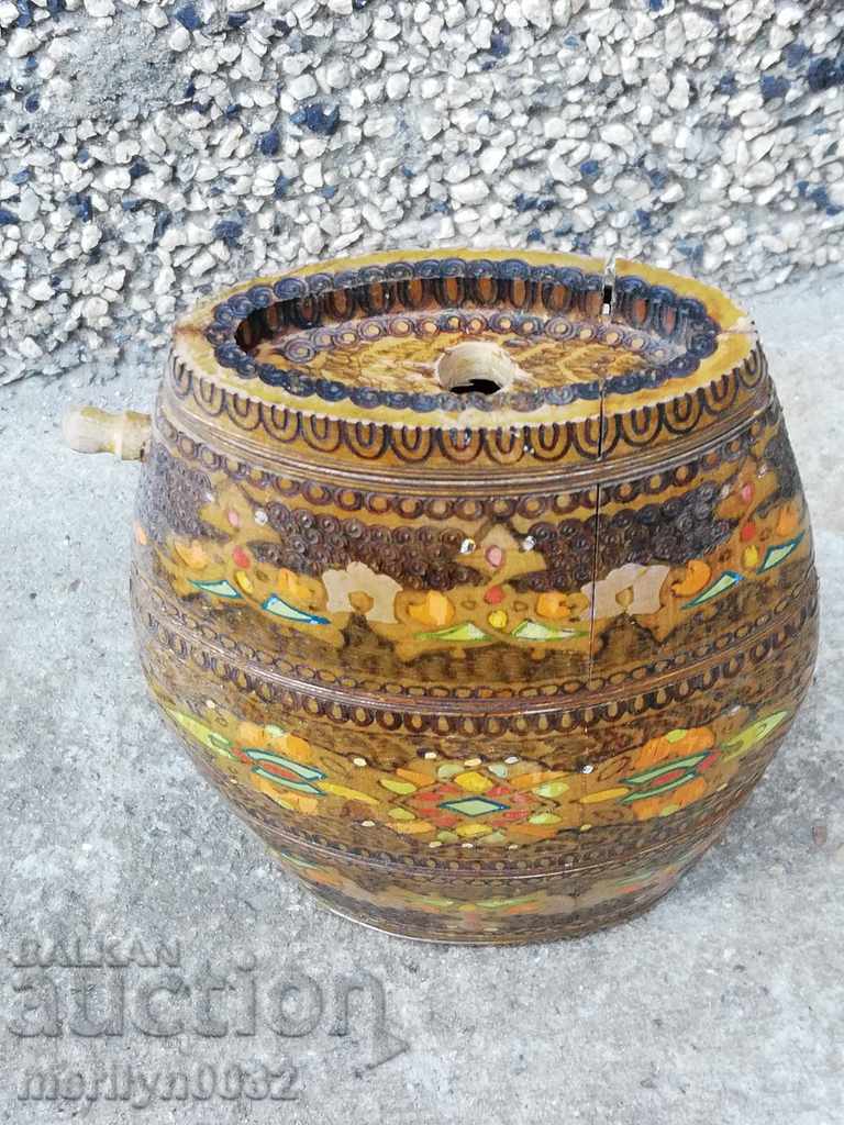 Аукцион Старинен пирографиран павур бъкел бъклица буре дървения Аукцион Старинен пирографиран павур бъкел бъклица буре дървения