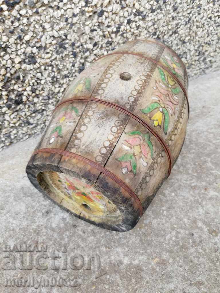 The storm, the barrel, the wooden, pewter cookie - 7 The storm, the barrel, the wooden, pewter cookie - 7