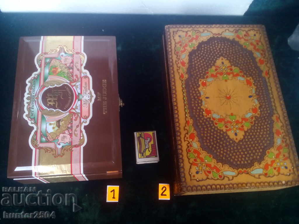 LOT boxes pyrography big and other than Puri.
