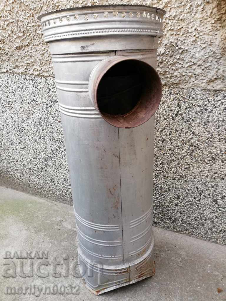 An old kyumbe stove with price 98.00 BGN | € 50.11 An old kyumbe stove with price 98.00 BGN | € 50.11