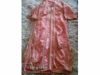 Petticoat, silk/The Little Bride-Bollywood/size 38-48, 117 buttons.