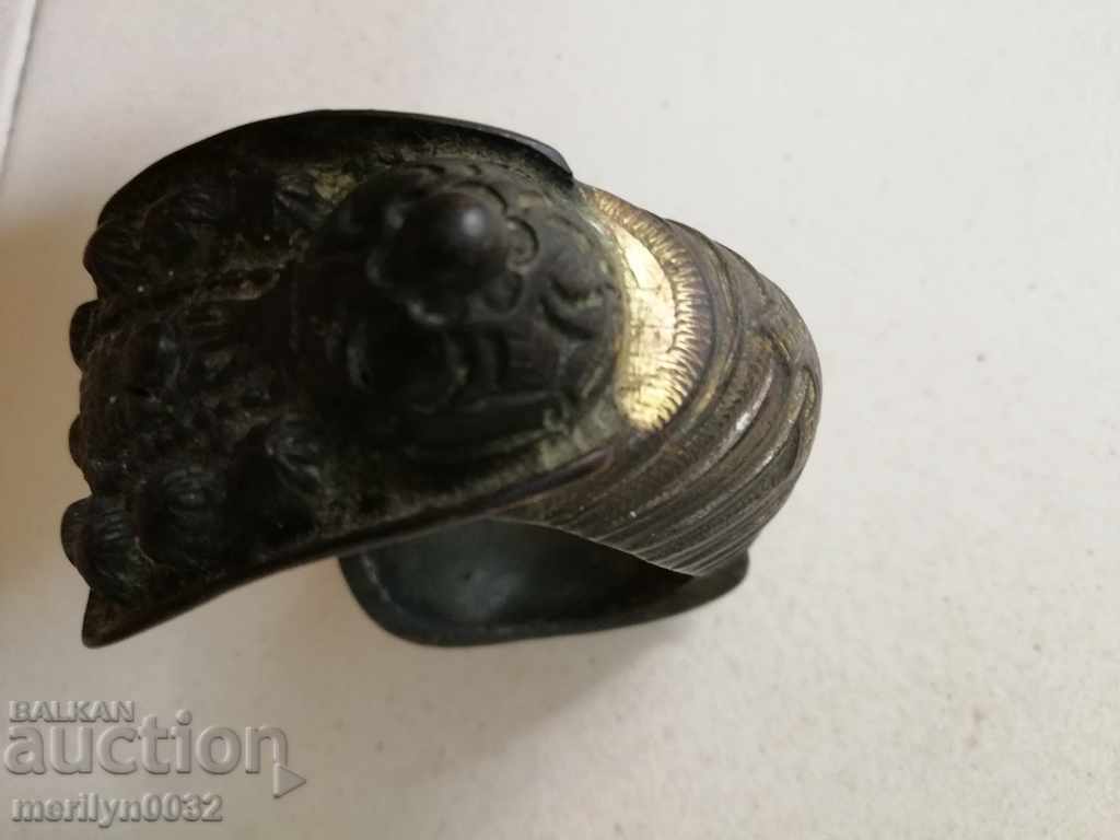 Delivery of Revival bracelet slingshot jewelry bijou sachan Delivery of Revival bracelet slingshot jewelry bijou sachan