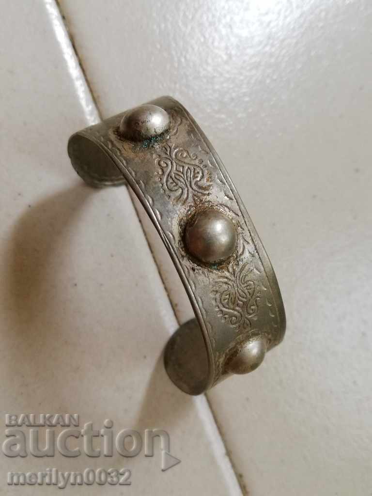 Renaissance silver bracelet, jewelry, jewelry, necklace, ring with price 109.00 BGN | € 55.73 Renaissance silver bracelet, jewelry, jewelry, necklace, ring with price 109.00 BGN | € 55.73