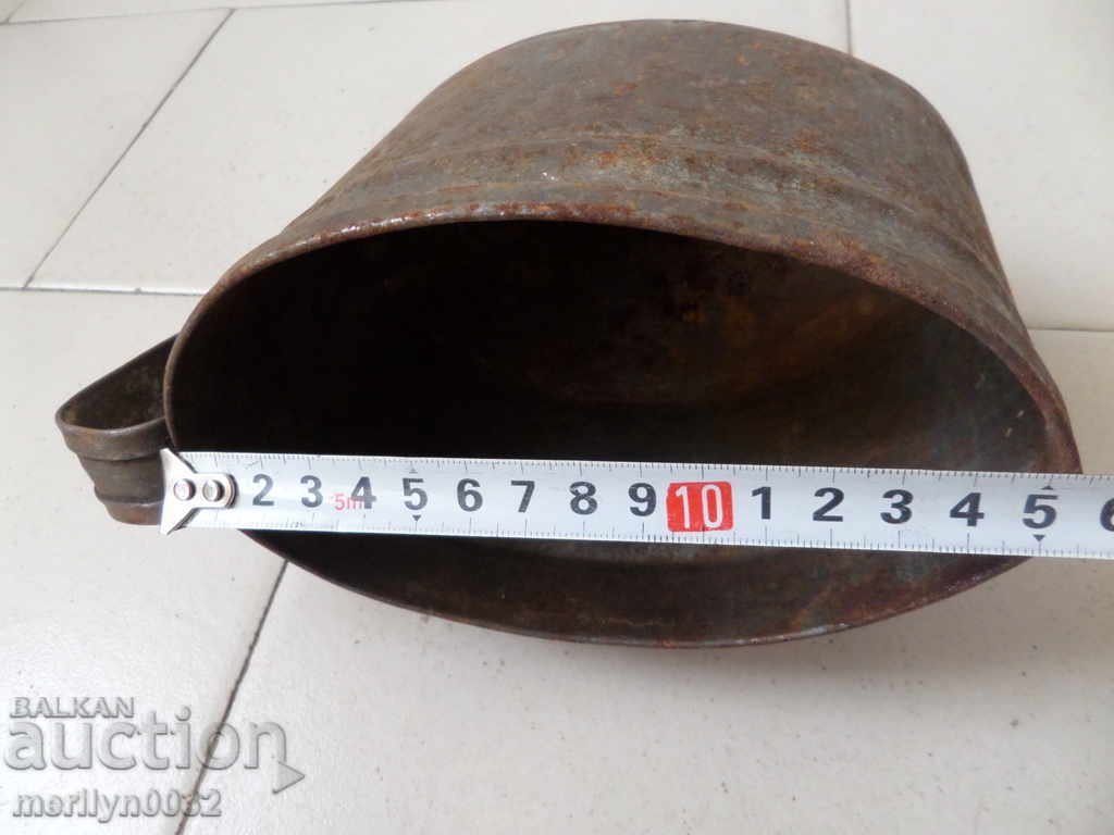 Old funnel for fueling WW2 with price 29.00 BGN | € 14.83 Old funnel for fueling WW2 with price 29.00 BGN | € 14.83