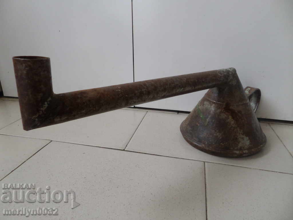 An old funnel for fueling with price 38.00 BGN | € 19.43 An old funnel for fueling with price 38.00 BGN | € 19.43