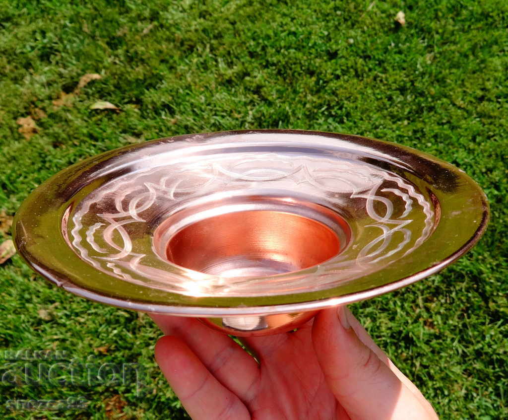 Χαραγμένο χάλκινο κηροπήγιο, μπάρμπεκιου