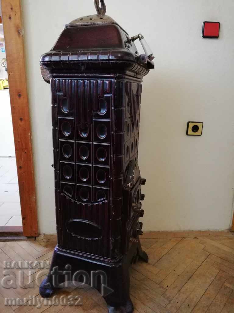 Delivery of Old tiled German stove HAMONA of the 20th century Delivery of Old tiled German stove HAMONA of the 20th century