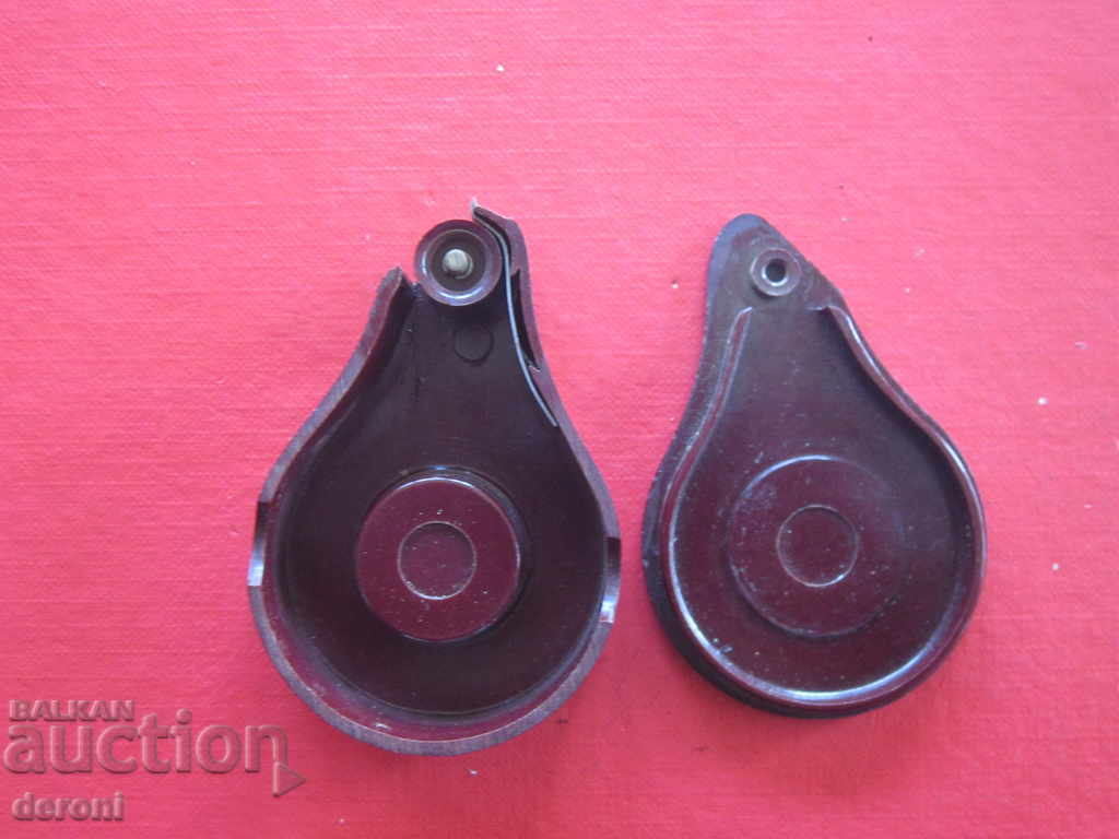 Delivery of An old Bakelite Box Cellophan Box Delivery of An old Bakelite Box Cellophan Box