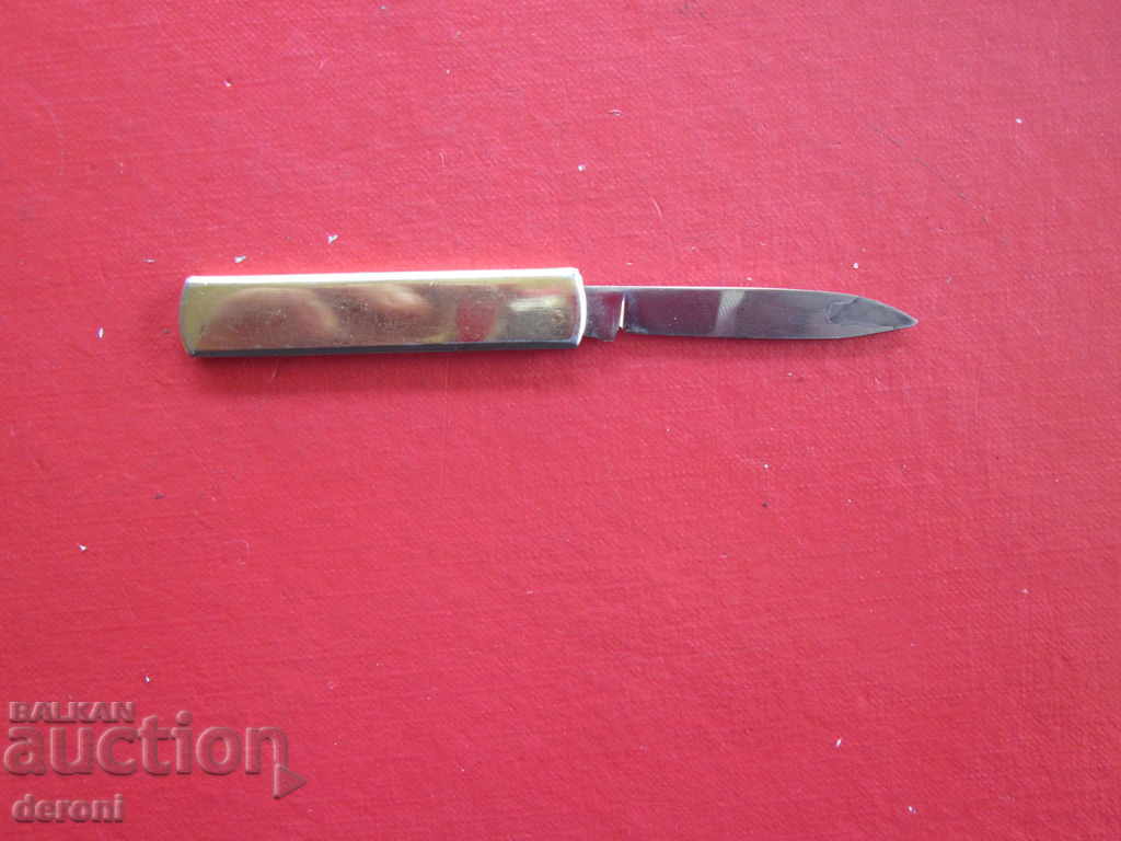 A great gilded knife blade with price 10.00 BGN | € 5.11 A great gilded knife blade with price 10.00 BGN | € 5.11