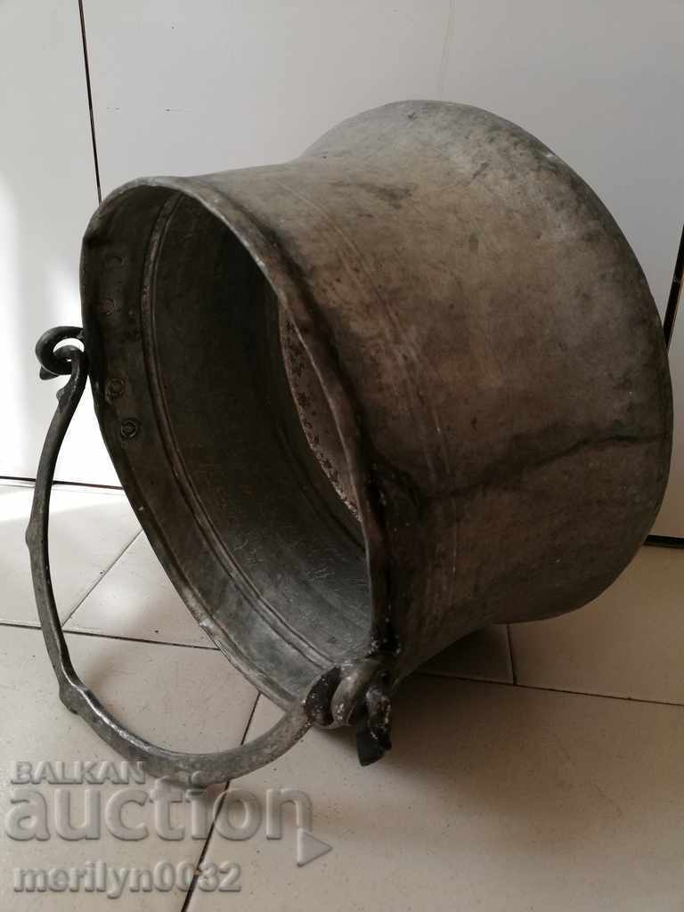 Tinned boiler, baker, water tank, copper copper pot with price 69.00 BGN | € 35.28 Tinned boiler, baker, water tank, copper copper pot with price 69.00 BGN | € 35.28