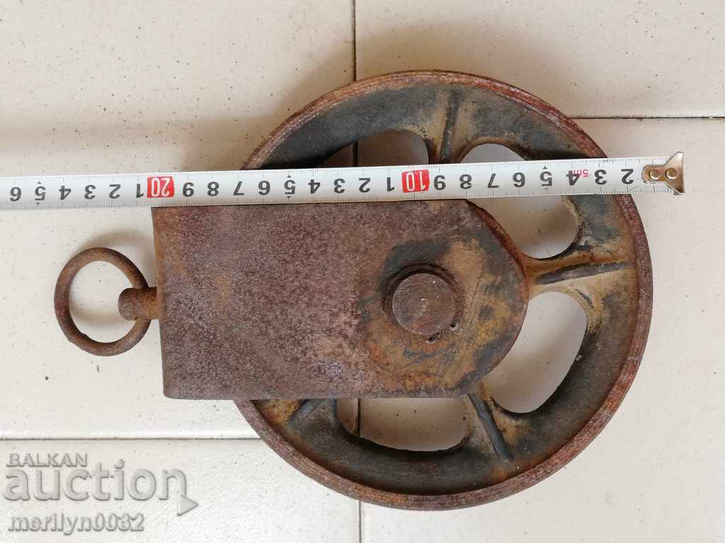 Reel pulley pulley with price 43.00 BGN | € 21.99 Reel pulley pulley with price 43.00 BGN | € 21.99