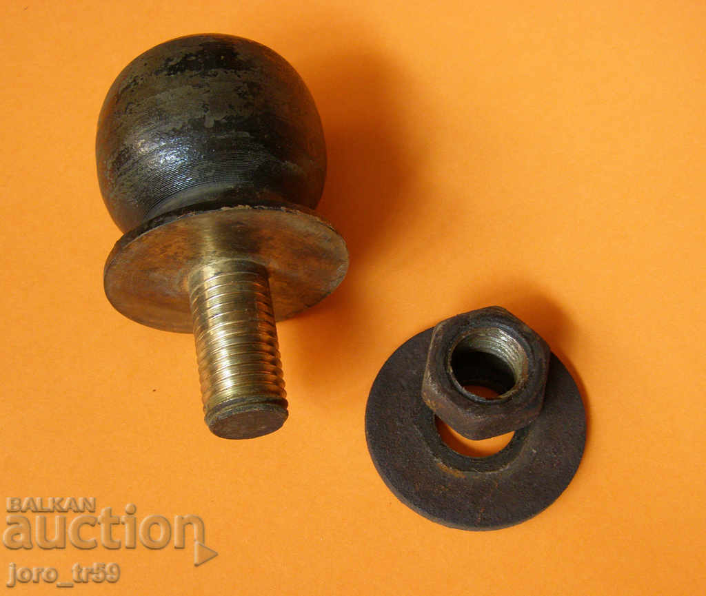 Delivery of Bronze door handles