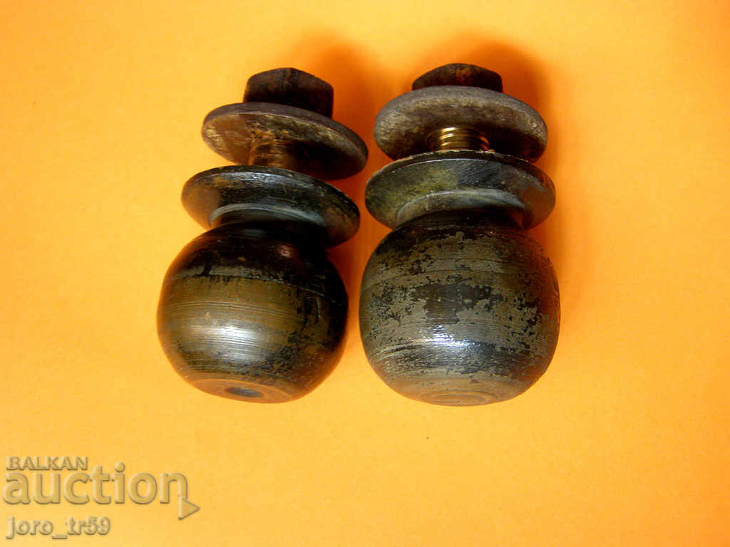 Χάλκινα χερούλια θυρών Χάλκινα χερούλια θυρών