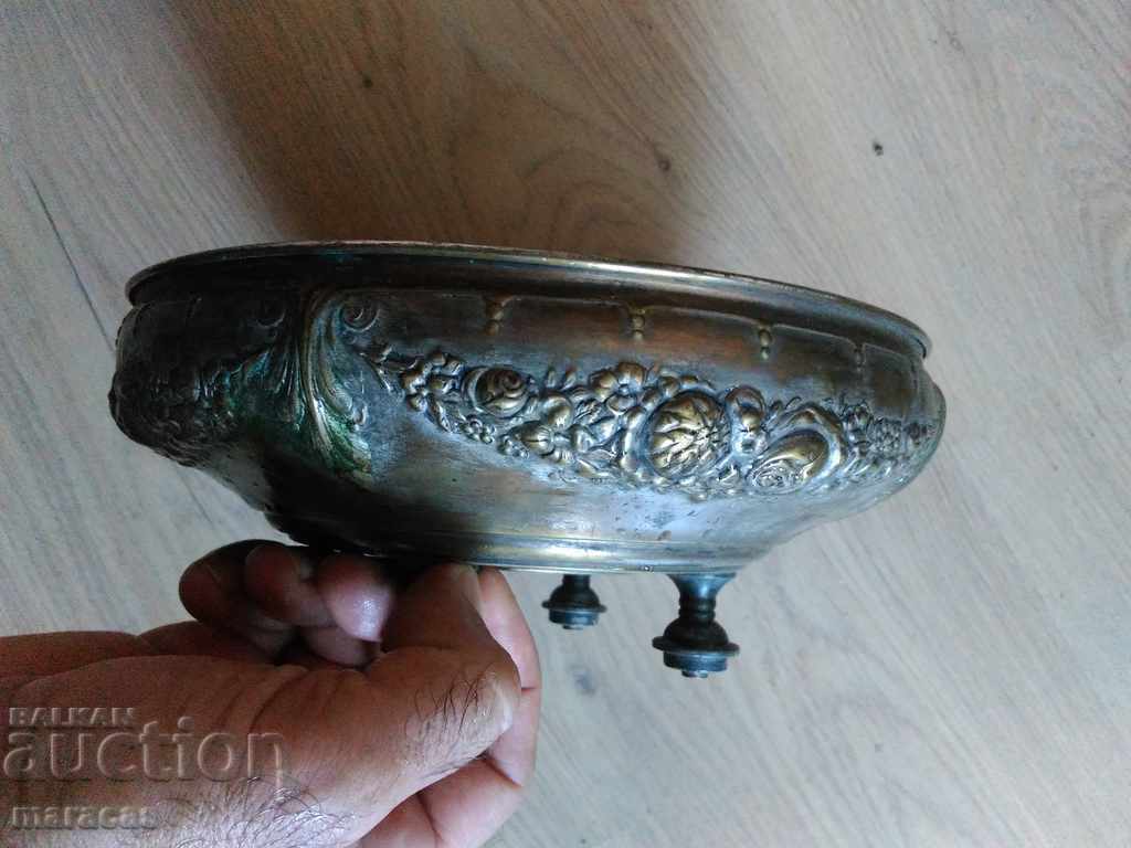 Auction  Old brass pot