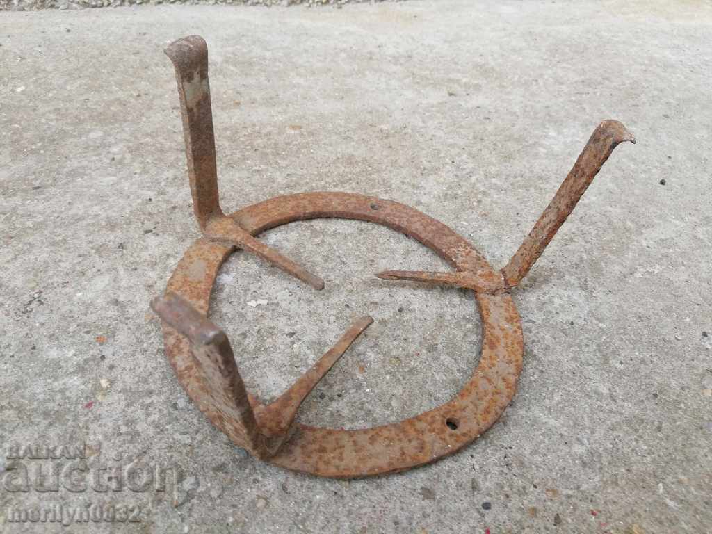 Σόμπα από σφυρήλατο σίδερο αντίκες, εστία, ψησταριά, λάκκο από σφυρήλατο σίδερο με τιμή 40.00 BGN | € 20.45