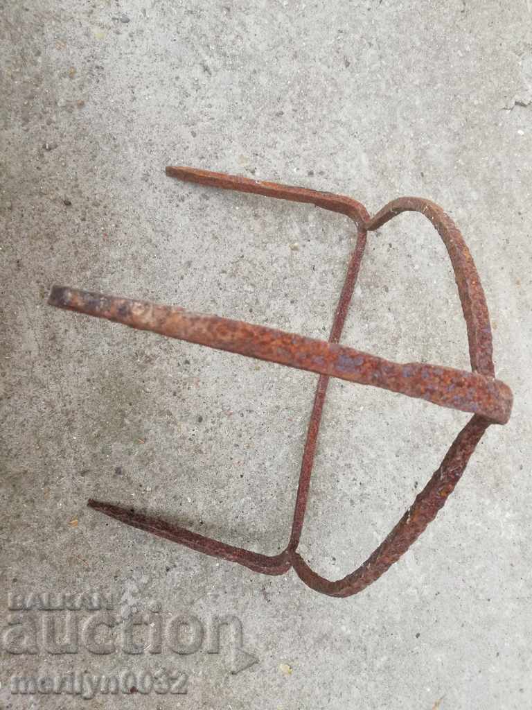 Auction An old forged sage, fireplace, grill, wrought iron wrought iron Auction An old forged sage, fireplace, grill, wrought iron wrought iron