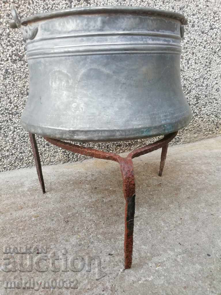 An old forged sage, fireplace, grill, wrought iron wrought iron - 6 An old forged sage, fireplace, grill, wrought iron wrought iron - 6