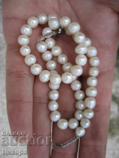 Delivery of OLD PEARL NECKLACE WEAR JEWELRY Delivery of OLD PEARL NECKLACE WEAR JEWELRY