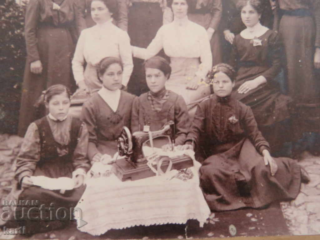 Auction OLD PHOTO - CARDBOARD - LARGE Auction OLD PHOTO - CARDBOARD - LARGE