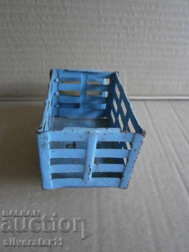 Delivery of metal LAMARINE toy from SOT Delivery of metal LAMARINE toy from SOT