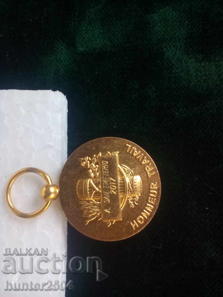 LABOR Order "HONNEUR TRAVAIL", GOLD-PLATED, diam. 28 mm., with price € 4.95 | 9.68 BGN LABOR Order "HONNEUR TRAVAIL", GOLD-PLATED, diam. 28 mm., with price € 4.95 | 9.68 BGN
