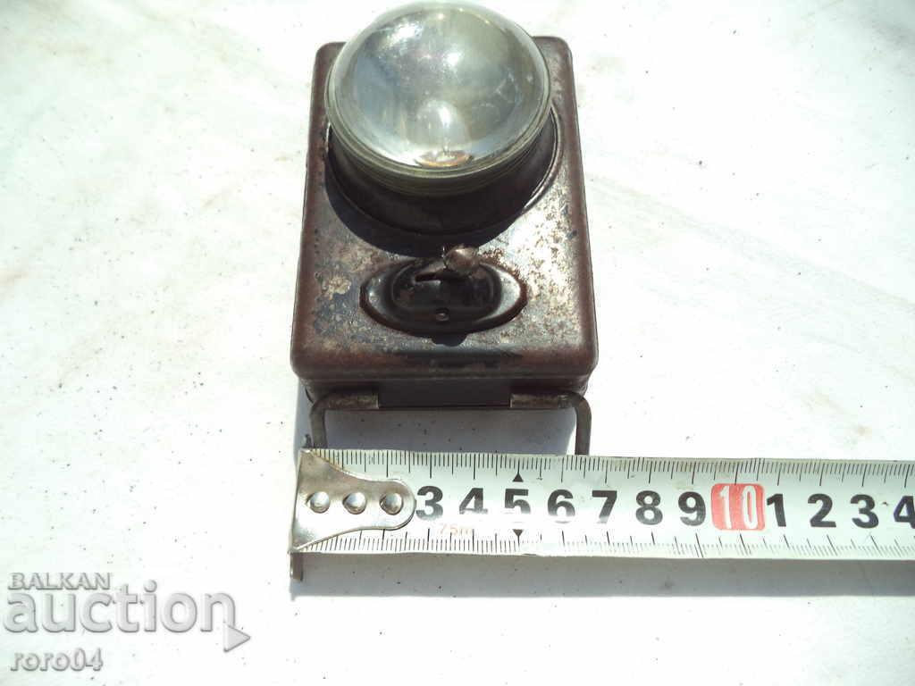 OLD GERMAN FENCER WITH HAWE - WW II LEAF - 6 OLD GERMAN FENCER WITH HAWE - WW II LEAF - 6