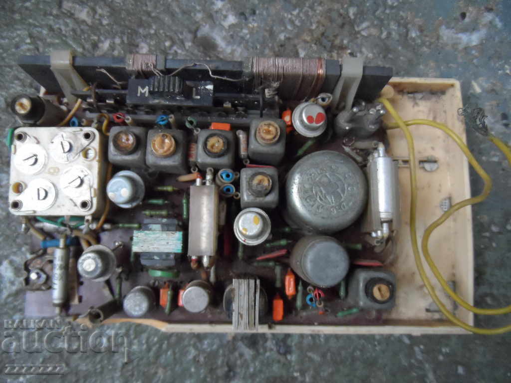 Транзистор  SOKOL - 403 - 5