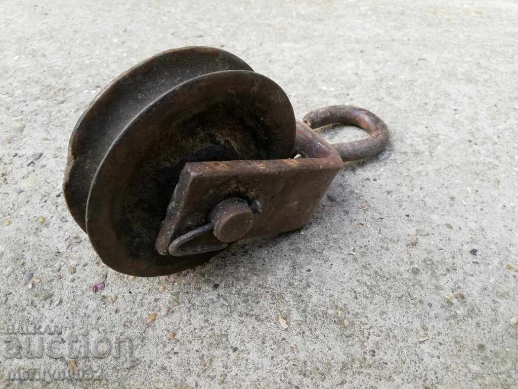 Reel pulley roller coaster - 5 Reel pulley roller coaster - 5