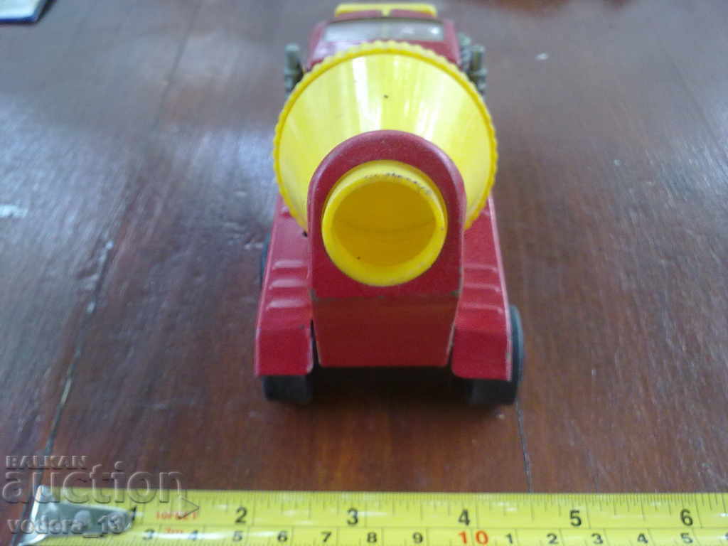 Delivery of OLD LAMINATED TOYOTA Delivery of OLD LAMINATED TOYOTA