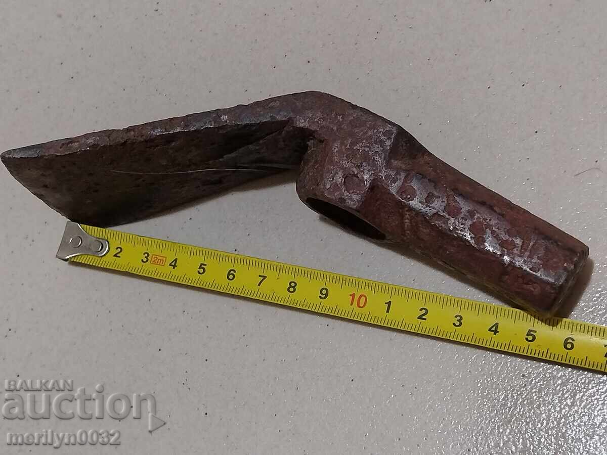 Auction Renaissance Tesla, tool, tools Auction Renaissance Tesla, tool, tools