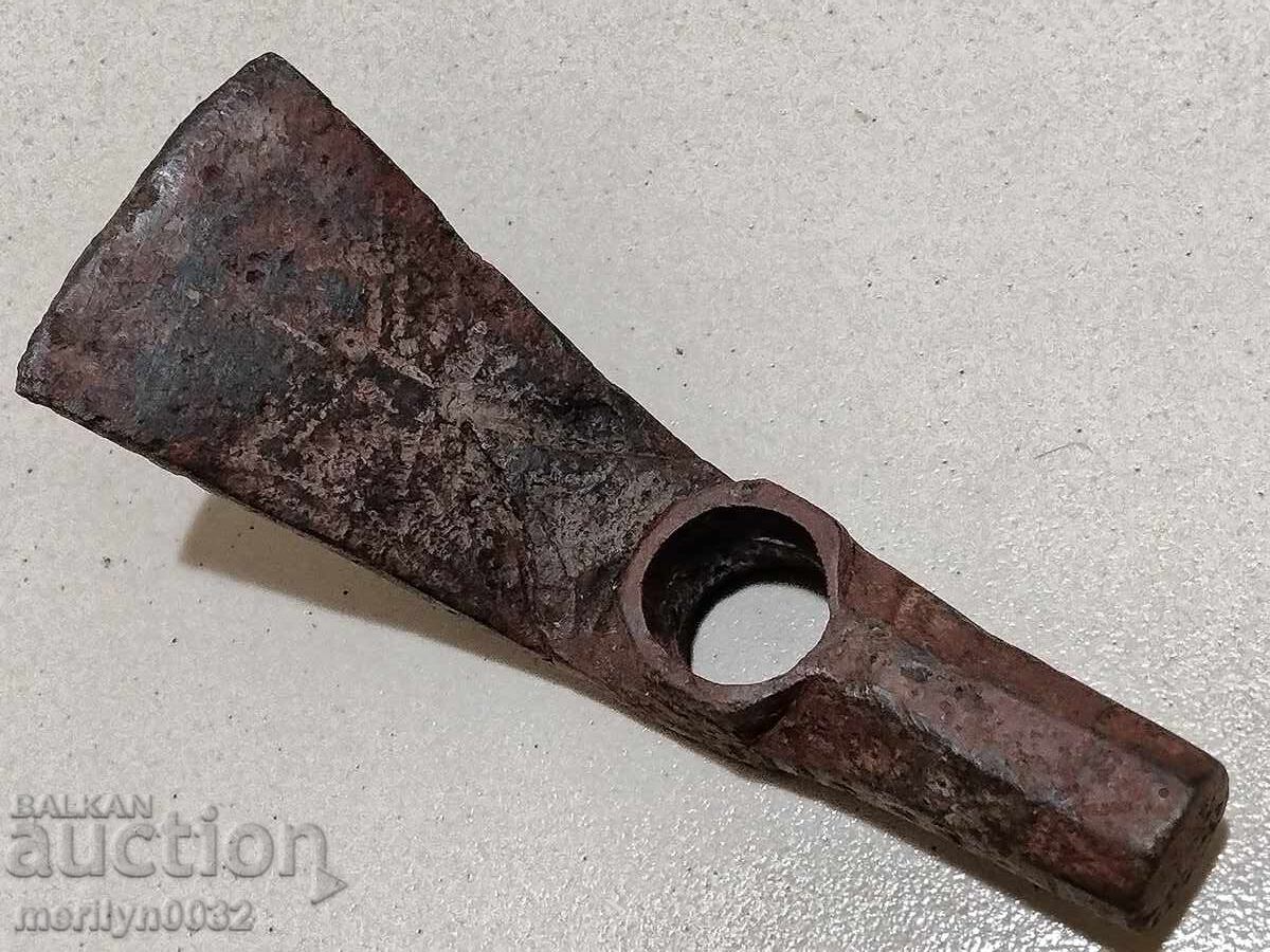 Delivery of Renaissance Tesla, tool, tools Delivery of Renaissance Tesla, tool, tools