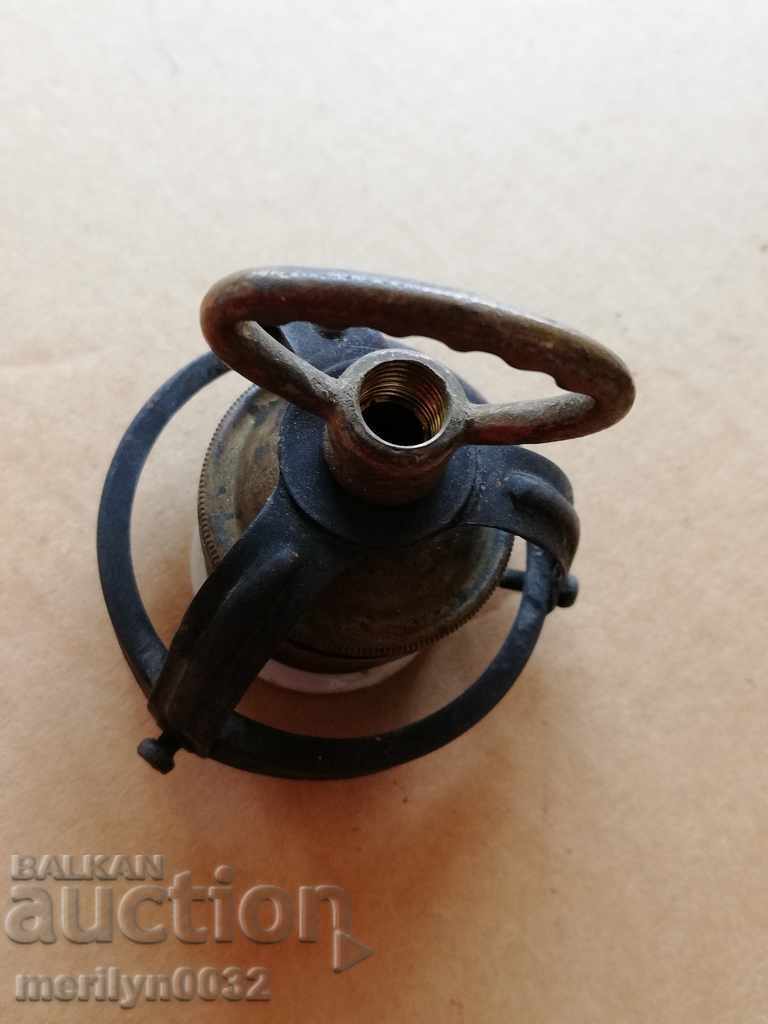 Παλιό πορσελάνινο φωτιστικό φανάρι πολυέλαιος αμπαζούρ 1920 με τιμή 52.00 BGN | € 26.59