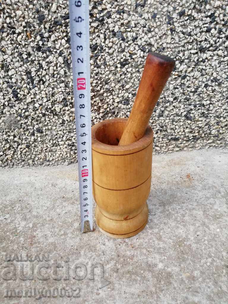 Delivery of Old wooden mortar with pestle, mortar, pestle, wooden pestle Delivery of Old wooden mortar with pestle, mortar, pestle, wooden pestle