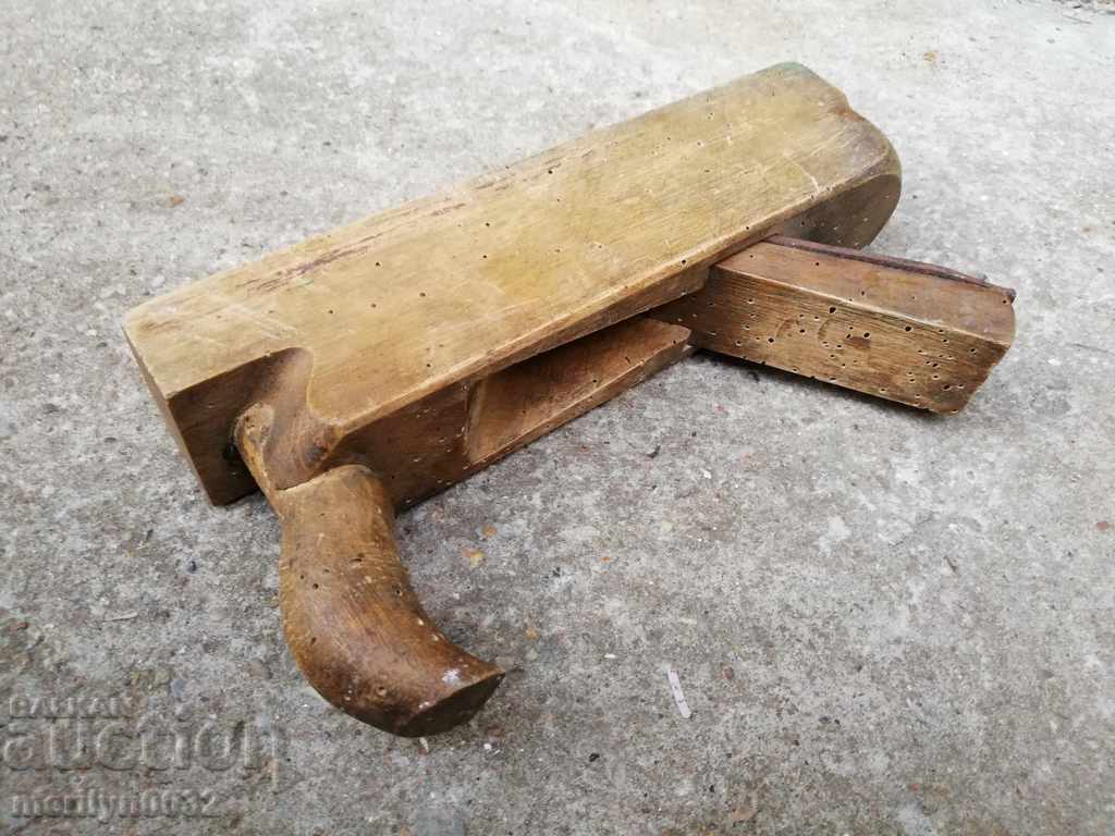 Antique woodworking planer with price 43.00 BGN | € 21.99 Antique woodworking planer with price 43.00 BGN | € 21.99