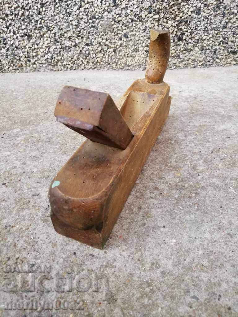 Delivery of Antique woodworking planer Delivery of Antique woodworking planer