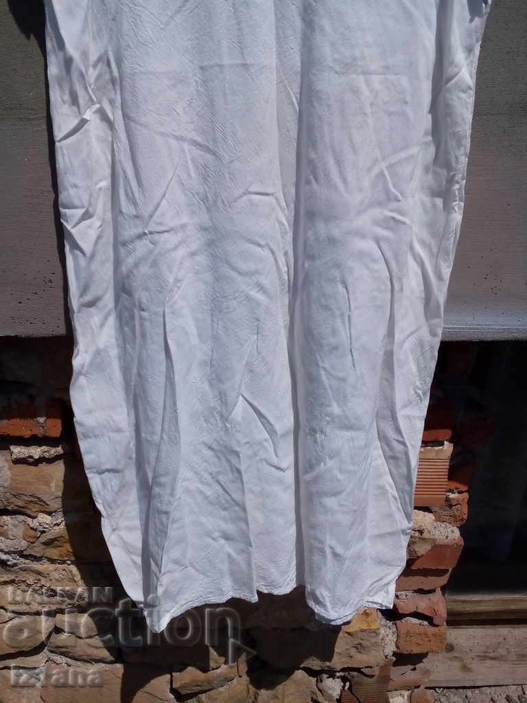 Auction An old woman's nightgown Auction An old woman's nightgown