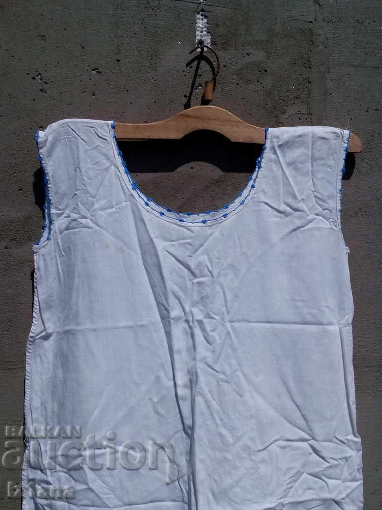 Ancient Female Kennaire Costume Shirt with price 20.00 BGN | € 10.23 Ancient Female Kennaire Costume Shirt with price 20.00 BGN | € 10.23