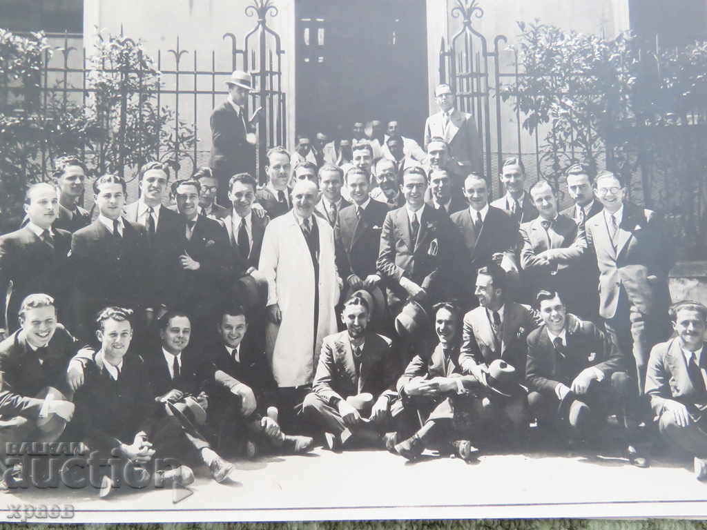 OLD PHOTO - LARGE - UNIVERSITY OF PADUA -1934 - 0251 with price 17.99 BGN | € 9.20 OLD PHOTO - LARGE - UNIVERSITY OF PADUA -1934 - 0251 with price 17.99 BGN | € 9.20