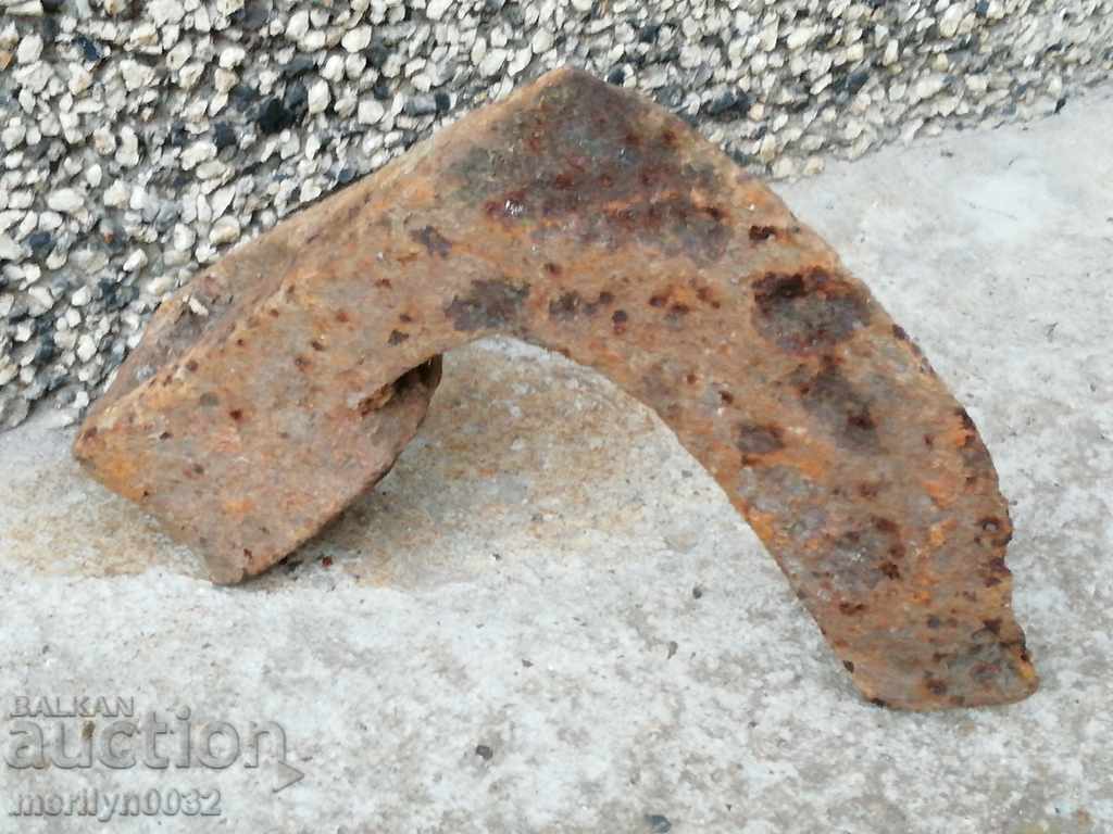 Old ax torpedo saber hat without gland with price 39.00 BGN | € 19.94 Old ax torpedo saber hat without gland with price 39.00 BGN | € 19.94