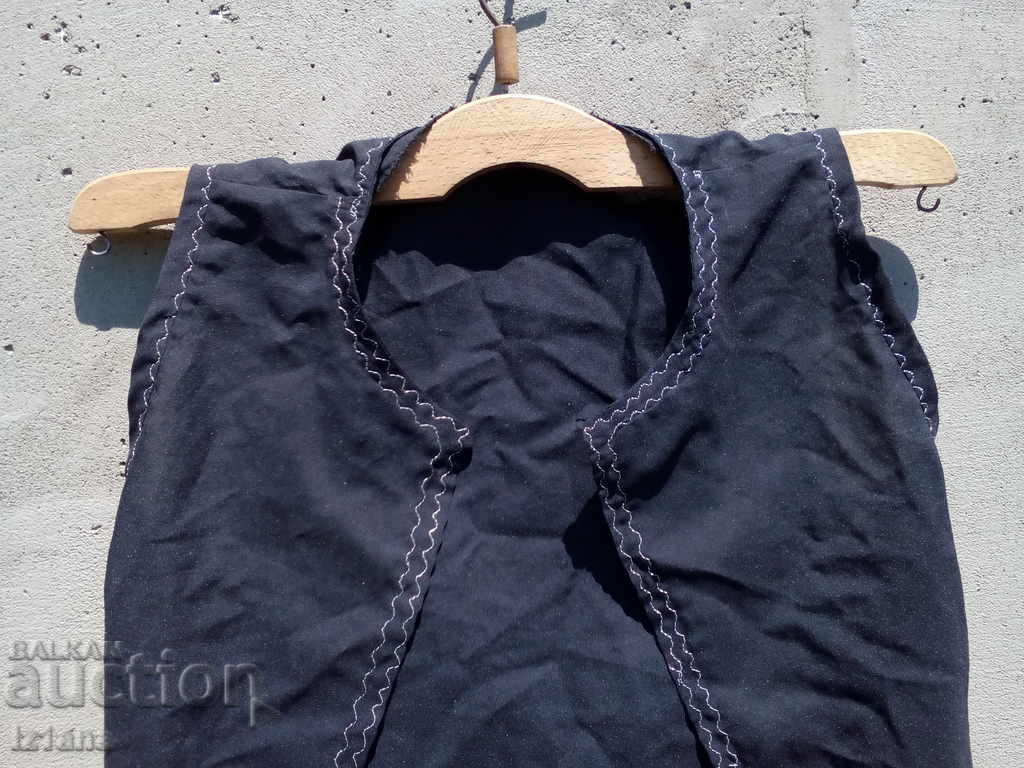 Η εθνικότητα των παλαιών παιδιών με τιμή 10.00 BGN | € 5.11