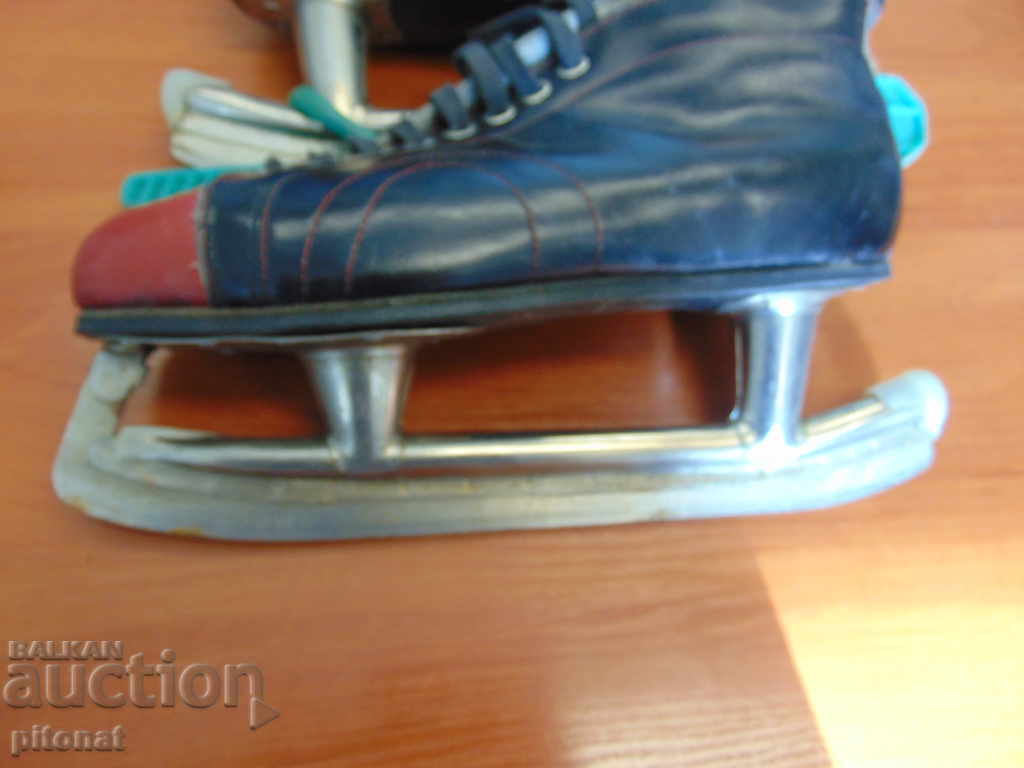 Delivery of Ice skates collectors USSR Delivery of Ice skates collectors USSR