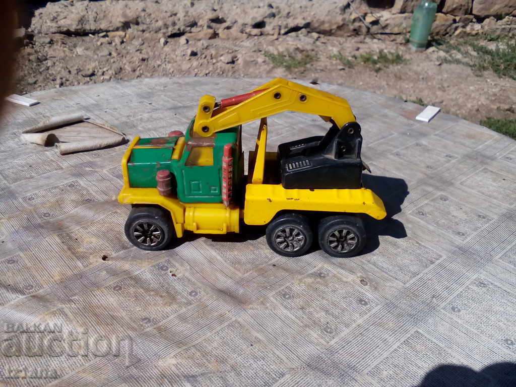 Auction  Old child truck