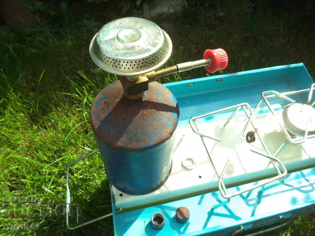 TOURIST DOUBLE GAS STOVE WITH TWO BOTTLES - 6 TOURIST DOUBLE GAS STOVE WITH TWO BOTTLES - 6