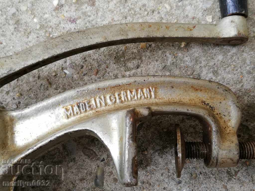 An old meat grinder, a milling machine - 5 An old meat grinder, a milling machine - 5