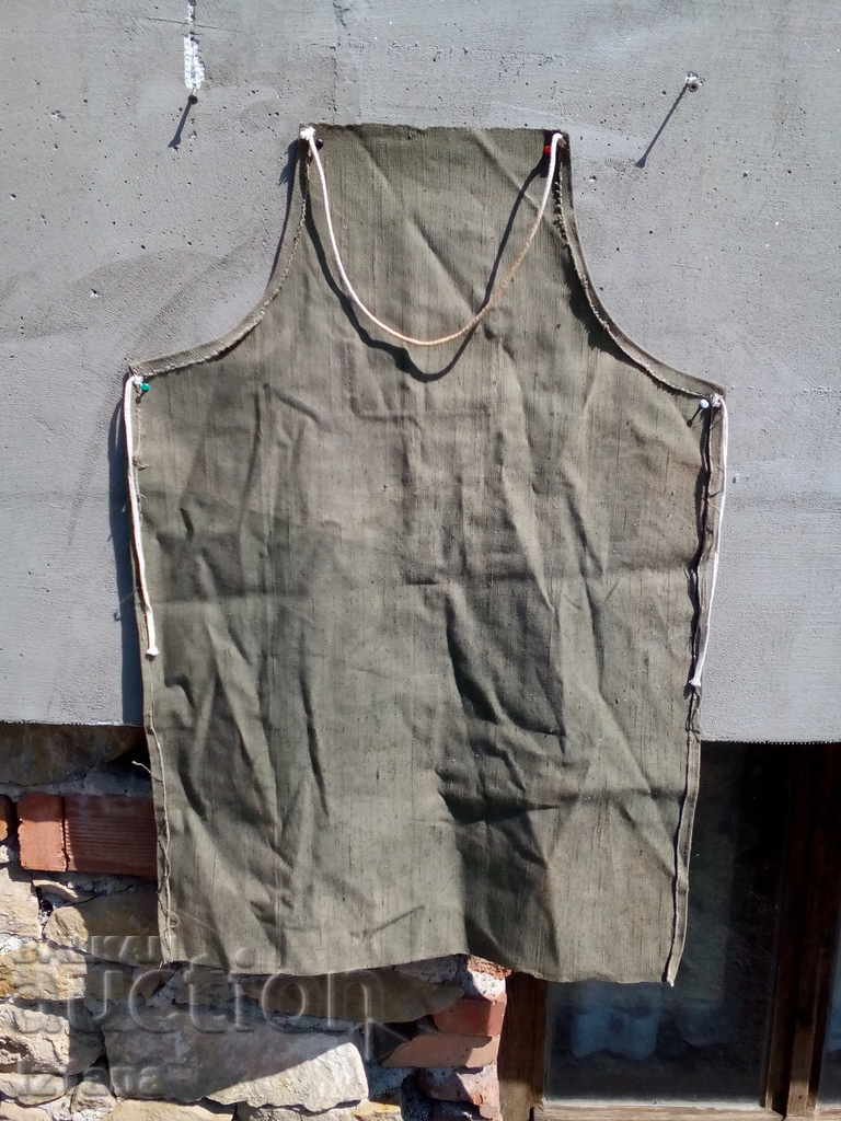 Delivery of An old canvas apron Delivery of An old canvas apron
