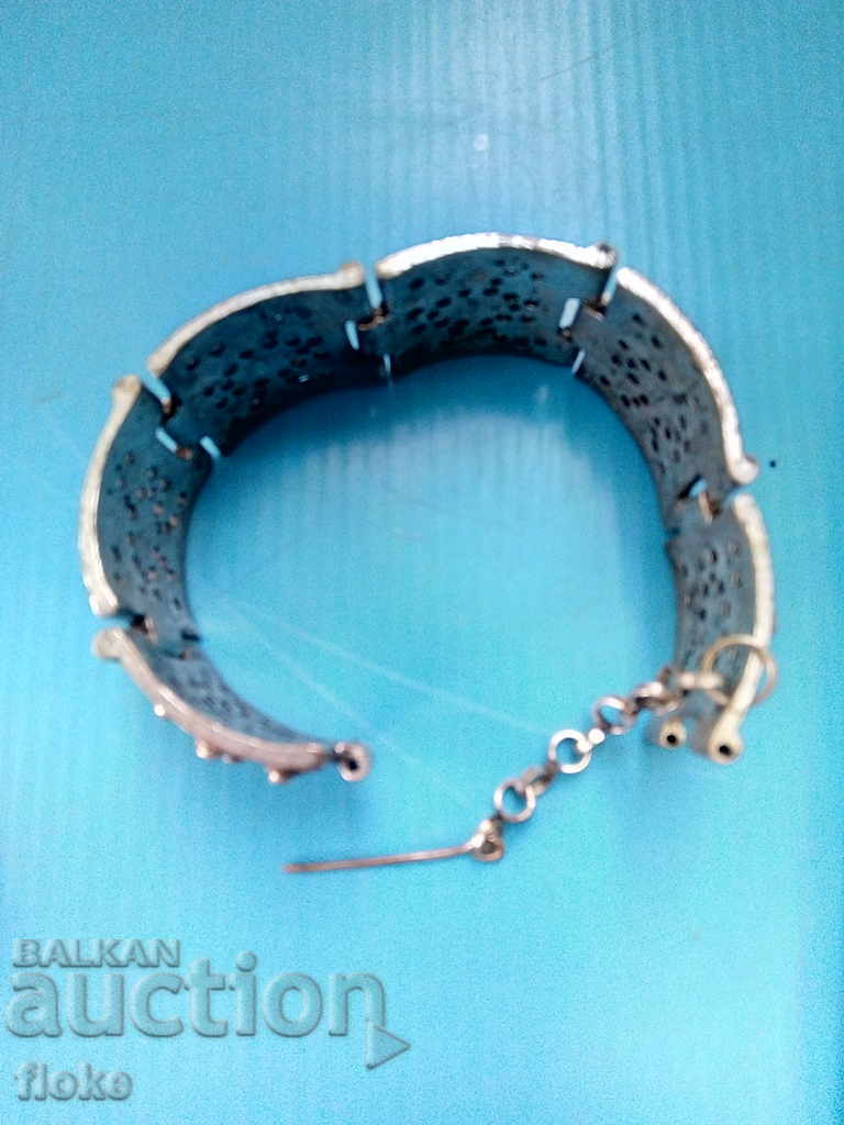 Auction Old bronze bracelet Auction Old bronze bracelet