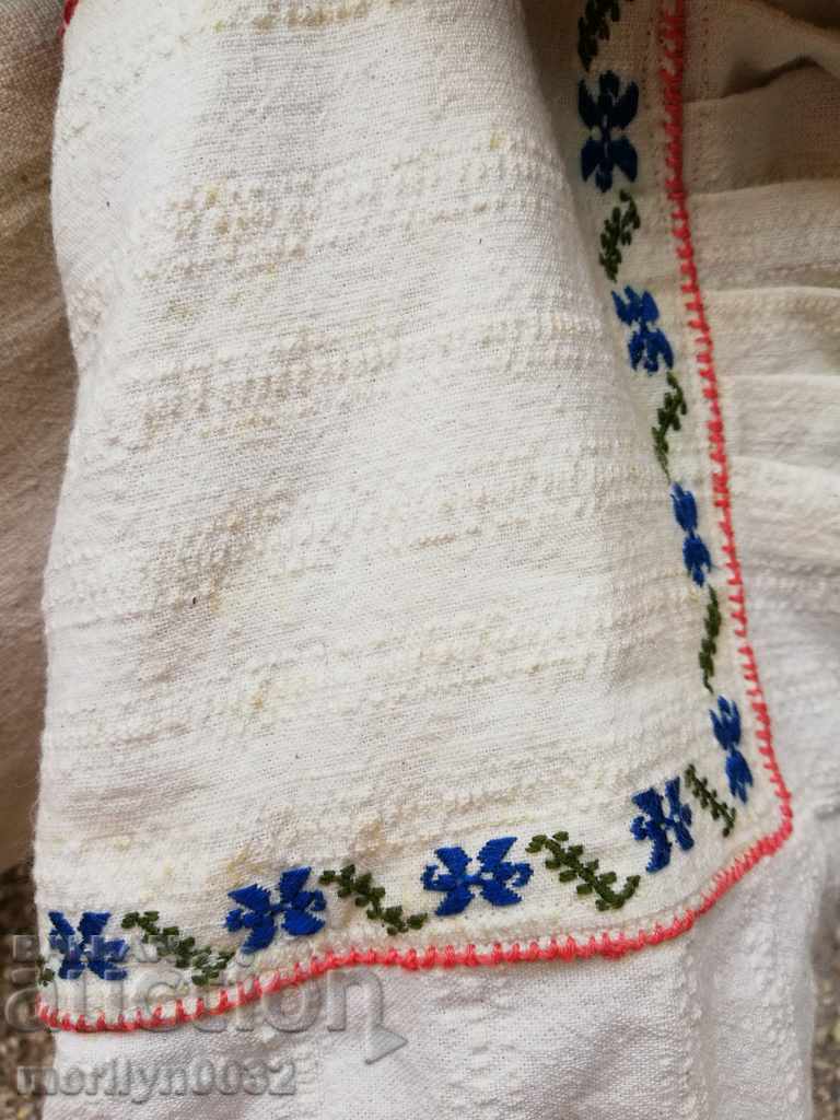 Old women's shirt hand embroidery of chaise longue sukman with price 173.00 BGN | € 88.45 Old women's shirt hand embroidery of chaise longue sukman with price 173.00 BGN | € 88.45