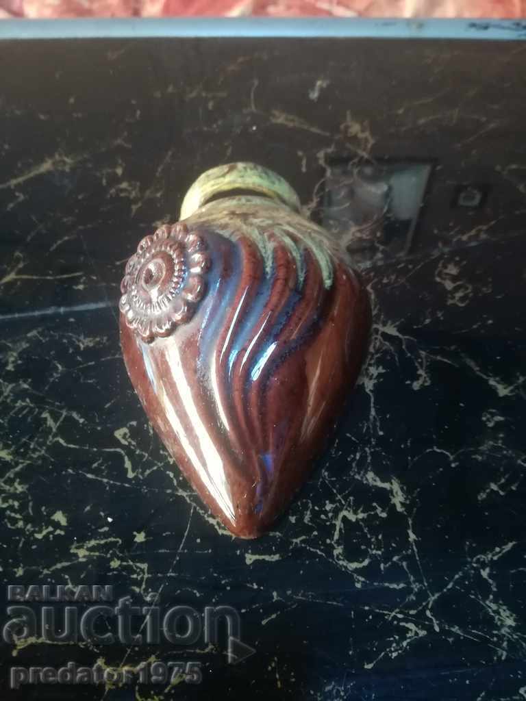 old vase with price 5.00 BGN | € 2.56 old vase with price 5.00 BGN | € 2.56