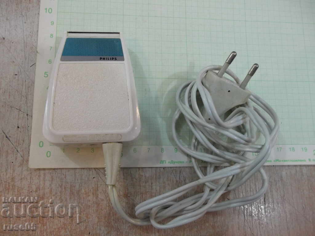 Delivery of Shaver "PHILIPS-HP 2102" electric. Austrian working Delivery of Shaver "PHILIPS-HP 2102" electric. Austrian working