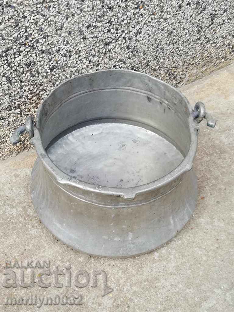 Delivery of Tinned boiler, baker, water tank, copper copper pot